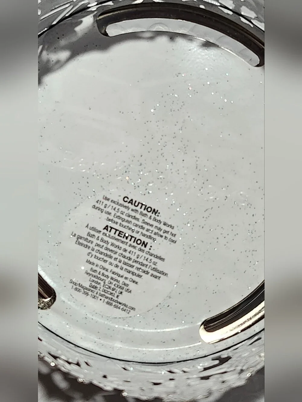 Bath & Body Works 3 Wick Candle Holder Sleeve Stained Glass Snowflake Holiday - Picture 6 of 6
